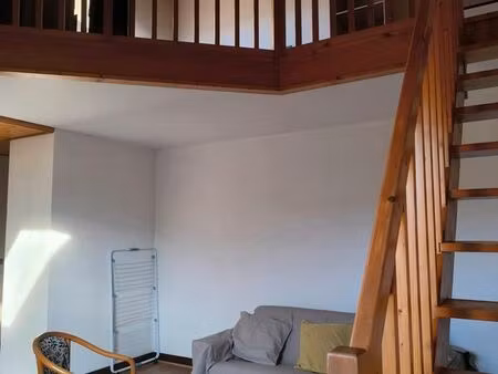 loue appartement meublé type t1 bis-chambery