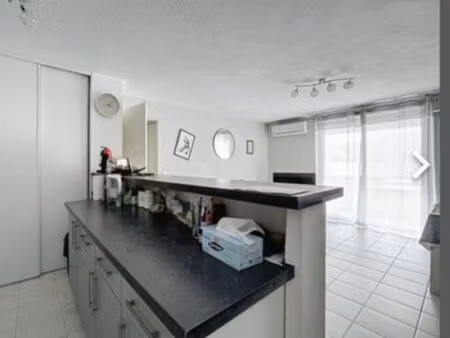 location 50m2 - costieres