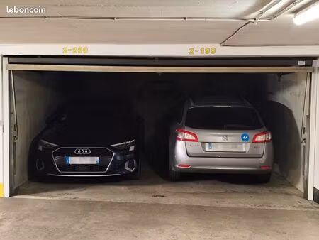 place de parking dans box partagé la fourche-guy-moquet