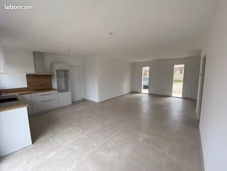 location maison roaillan