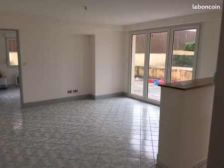 appartement f5 lumineux et fonctionnel – 99 m² – rdc avec 2 terrasses