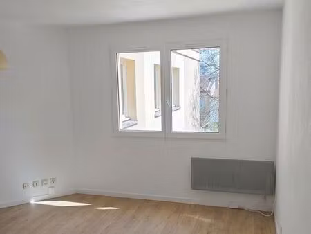 t1bis 32 5m2 talence refait à neuf