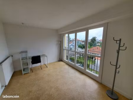 t1 bis billere / proche université