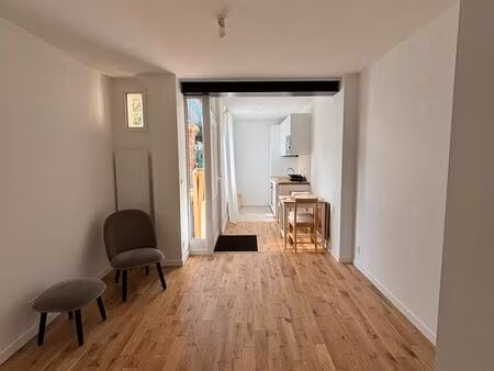 location 2 pièces meublé