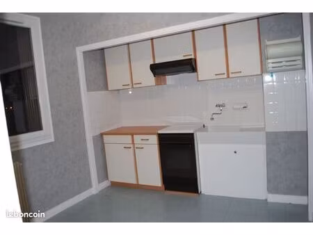 appart t1 quartier sidoine - centre clermont - ecole coiffure