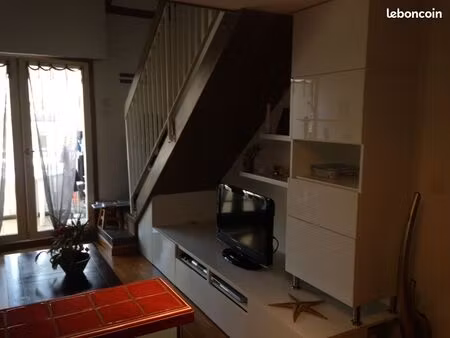 loue appartement avec place de parking sécurisé