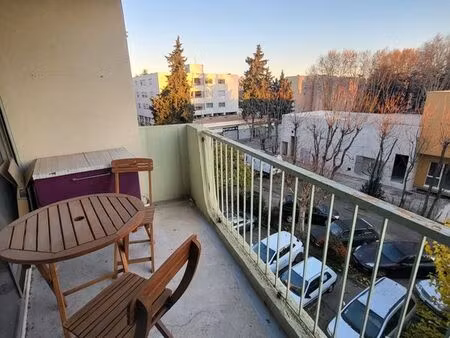 studio meublé avec terrasse plein sud