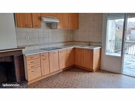 grand t4 avec terrasse