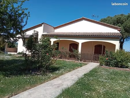 grande maison en campagne