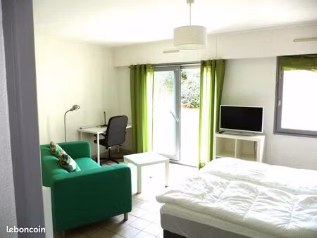 t1 meublé 30 m2 avec parking