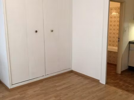 joli studio proche des facultes  strasbourg