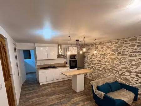 location : maison rénovée