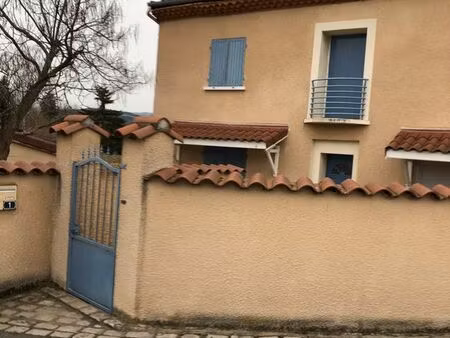 à louer maison chalain d uzore