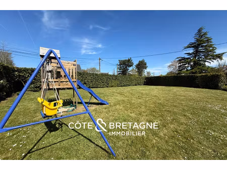 maison de charme avec jardin et dépendance -- secteur hillion