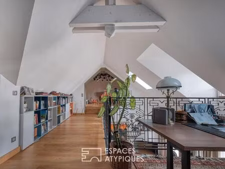 immeuble de caractère au coeur de mennecy. studio  t2 duplex et atelier.