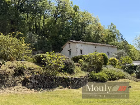 charmante maison de campagne avec vues dominantes et coucher