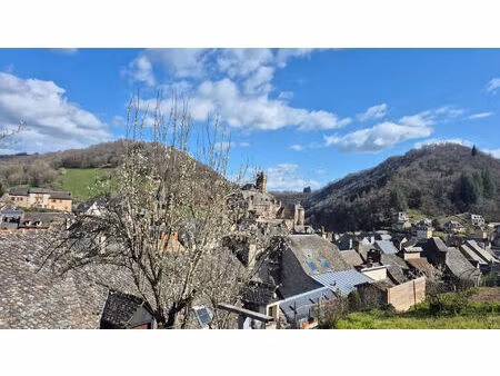 estaing  maison de village 5 pièces 115 m2  garage  terrain