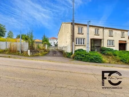 en vente garage fermé 150 m² |mont-saint-martin