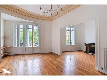 vente appartement 5 pièces 120 m² à bordeaux (33000)  570 680 €