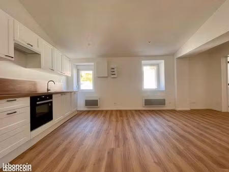 appartement t3 rénové de 70 m² – rive-de-gier