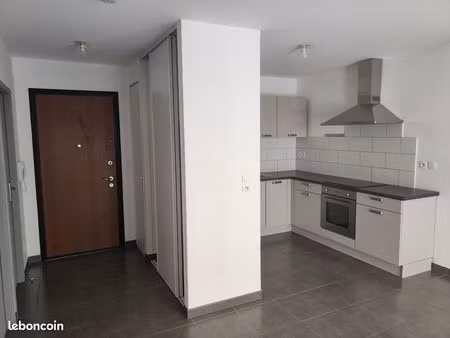 appartement 2 pièces à saint-julien-en-genevois