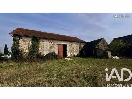 ferme 1 pièce 400 m²