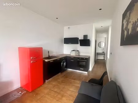 t2 rénové balcon hyper cente