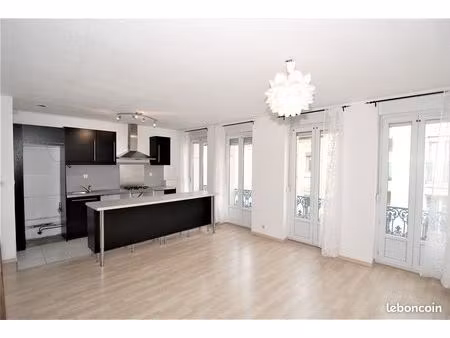 f3 duplex 68m² chavanelle ecole st-michel fauriel fac commerces