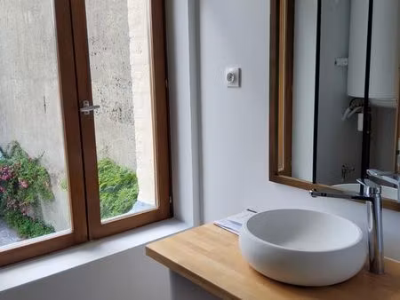 a louer charmant f2 hypercentre saint omer