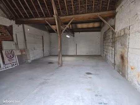 entrepôt 150m2 saumur