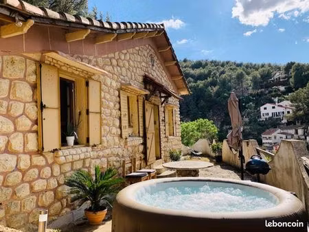 maisonnette dans le parc national des calanques avec vue panoramique & jacuzzi – marseille
