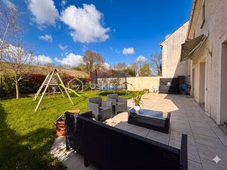 maison de 128 27 m² à la queue-en-brie