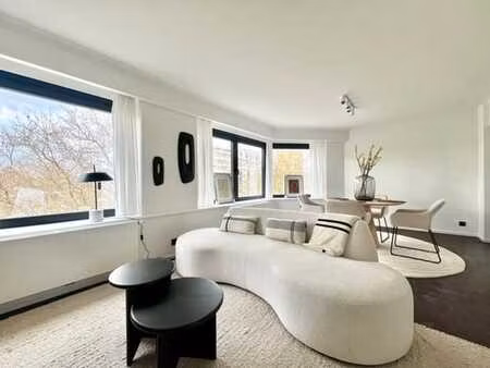 montgomery | bel appartement 2 chambres meublé et rénové