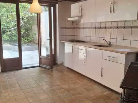 studio spacieux 1 chambre à louer à bressoux