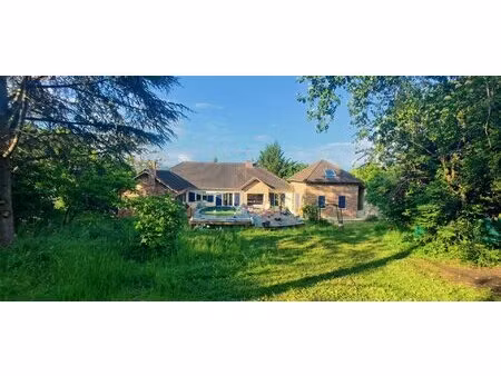 belle maison familiale avec piscine et grand jardin – vernon (normandie)