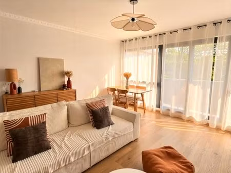 appartement t4 • 79 m² • cenon • balcon • cave • ascenseur