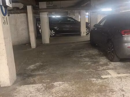 vend place de parking