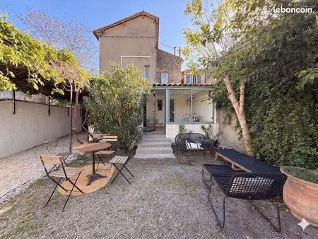 arles mouleyrès maison de charme avec jardin – 93 81 m² batis sur parcelle 211 m2 – 2 cham