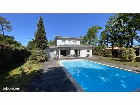 villa 5 pièces 156 m²