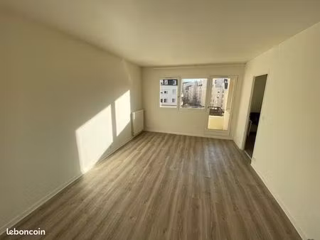 location studio creteil