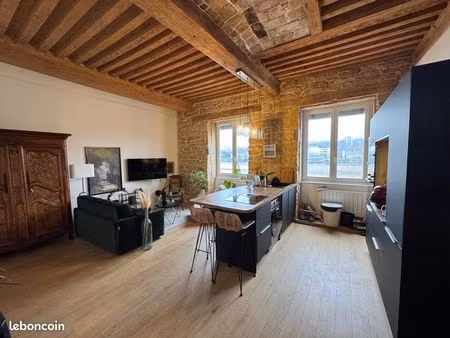 t2 meublé 43m² – vue saône – clé en main – calme – 10 min métro vaise