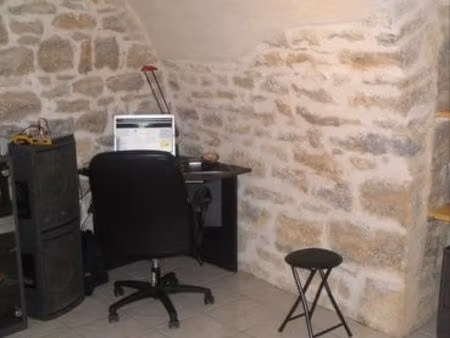 appartement 22 km de besançon et 9 de rioz