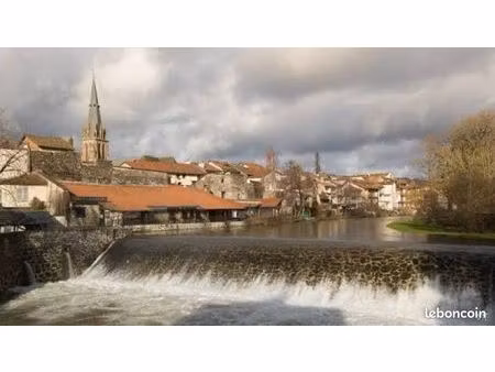 recherche t2/t3 à aurillac pour le 1er juillet