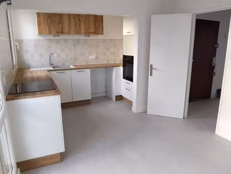 location t3 lumineux 80 m² – centre olivet – cuisine neuve – parking privatif