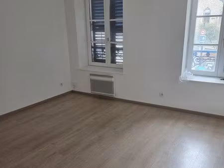 location beau f3 lumineux rénové