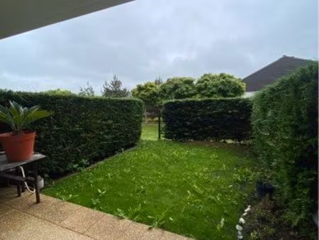 appartement 2 pièces avec terrasse et jardin – proche gare villepreux–les clayes