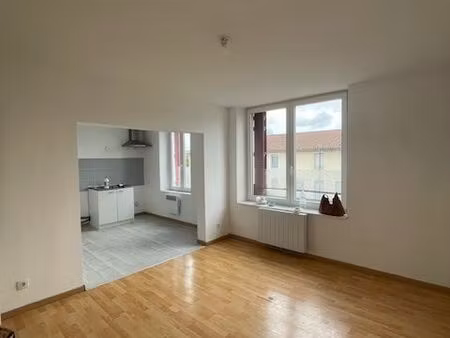 location appartement f3 -vaucouleurs