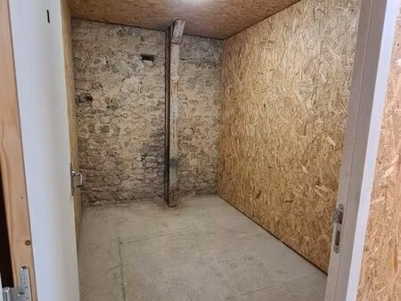 box de stockage - centre ville historique de bayeux