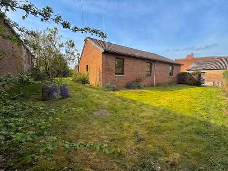 maison 120m2 + 55m2 granges + 1000m2 terrain