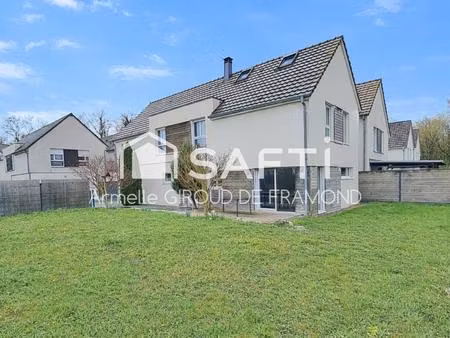 située à kembs (68680)  cette maison  semi-mitoyenne de 125 m2  6 pièces  4 chambres  sur 